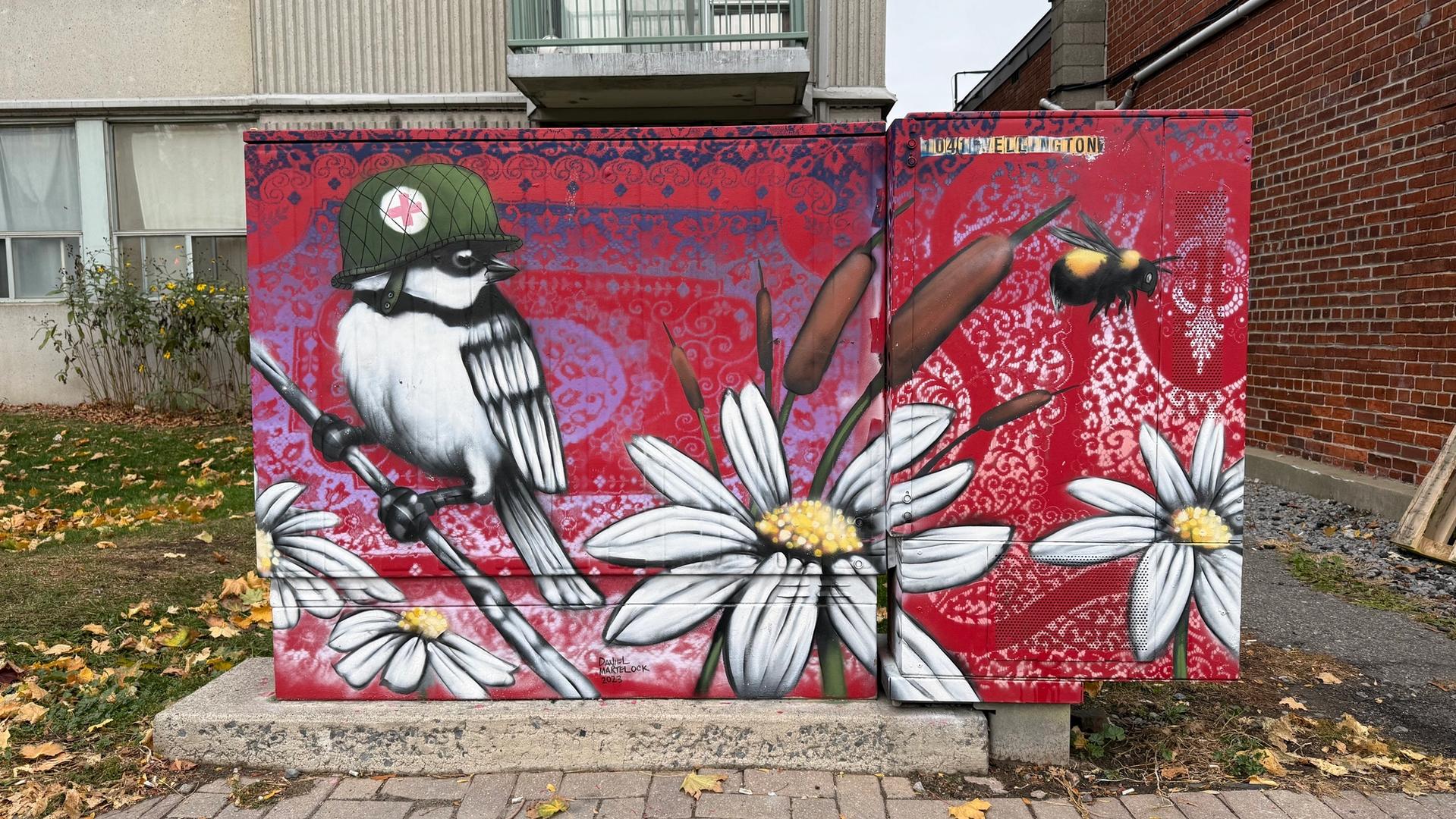 Mural by Daniel Martelock at 1060-1022 Ottawa 36 Ottawa (2023) mural in Hintonburg by Daniel Martelock