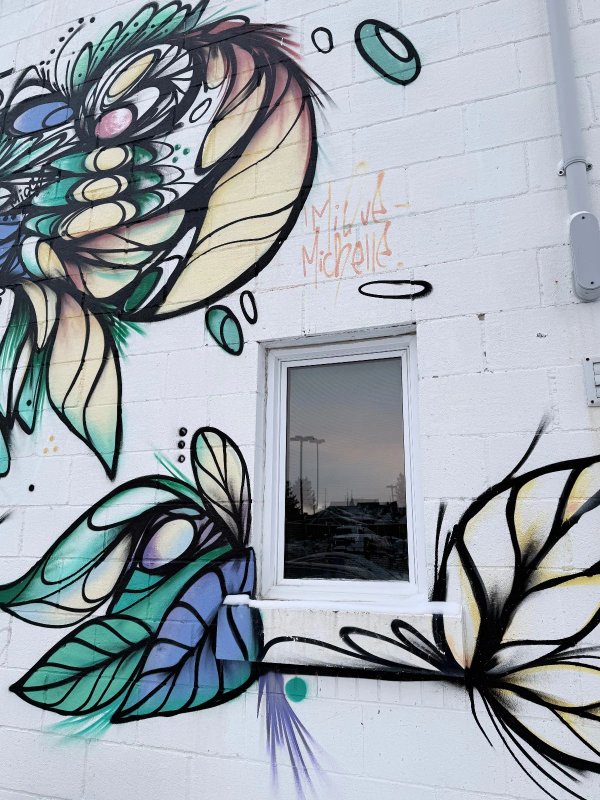 Untitled by Mique Michelle - Mural in Hintonburg, Ontario