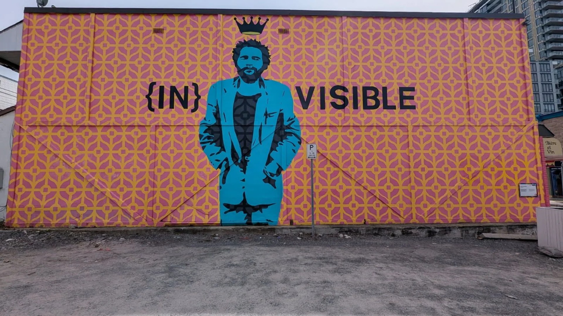 In(visible) by José Guénette - Street art mural in Hull, Ottawa, Ontario