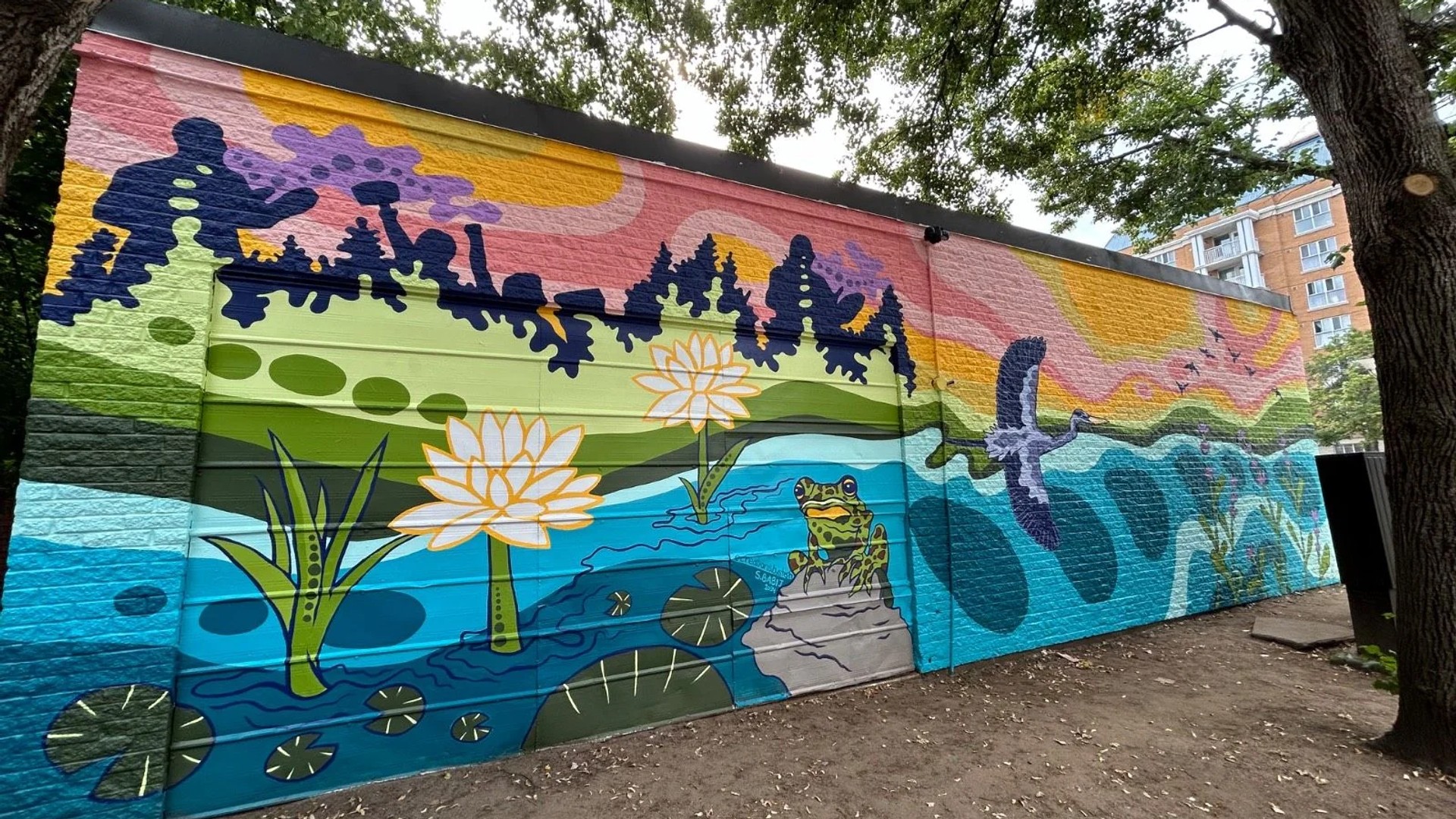 Wurtemburg Community Mural by Stephanie Babij - Street art mural in Sandy Hill, Ottawa, Ontario