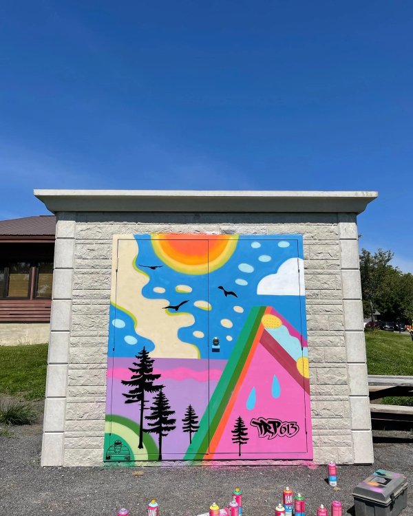 “Get together” by TRP613 - Mural in Ottawa, Ontario