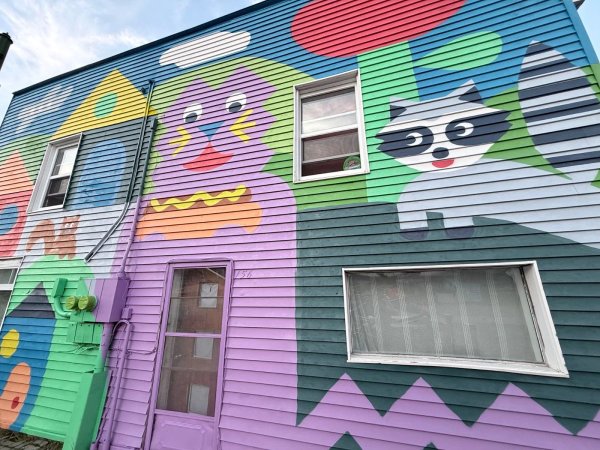 Public mural artwork in Hull, Ottawa - Street art scene