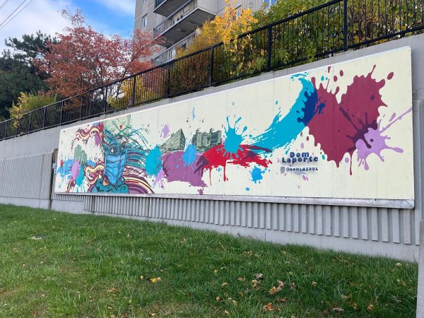 Essential Workers street art mural photo 1