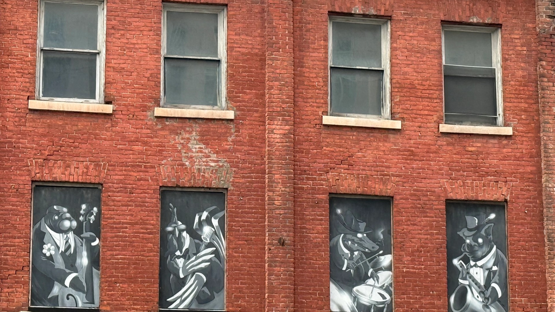 Groupe fantôme mural in Lowertown by Dems & Doll