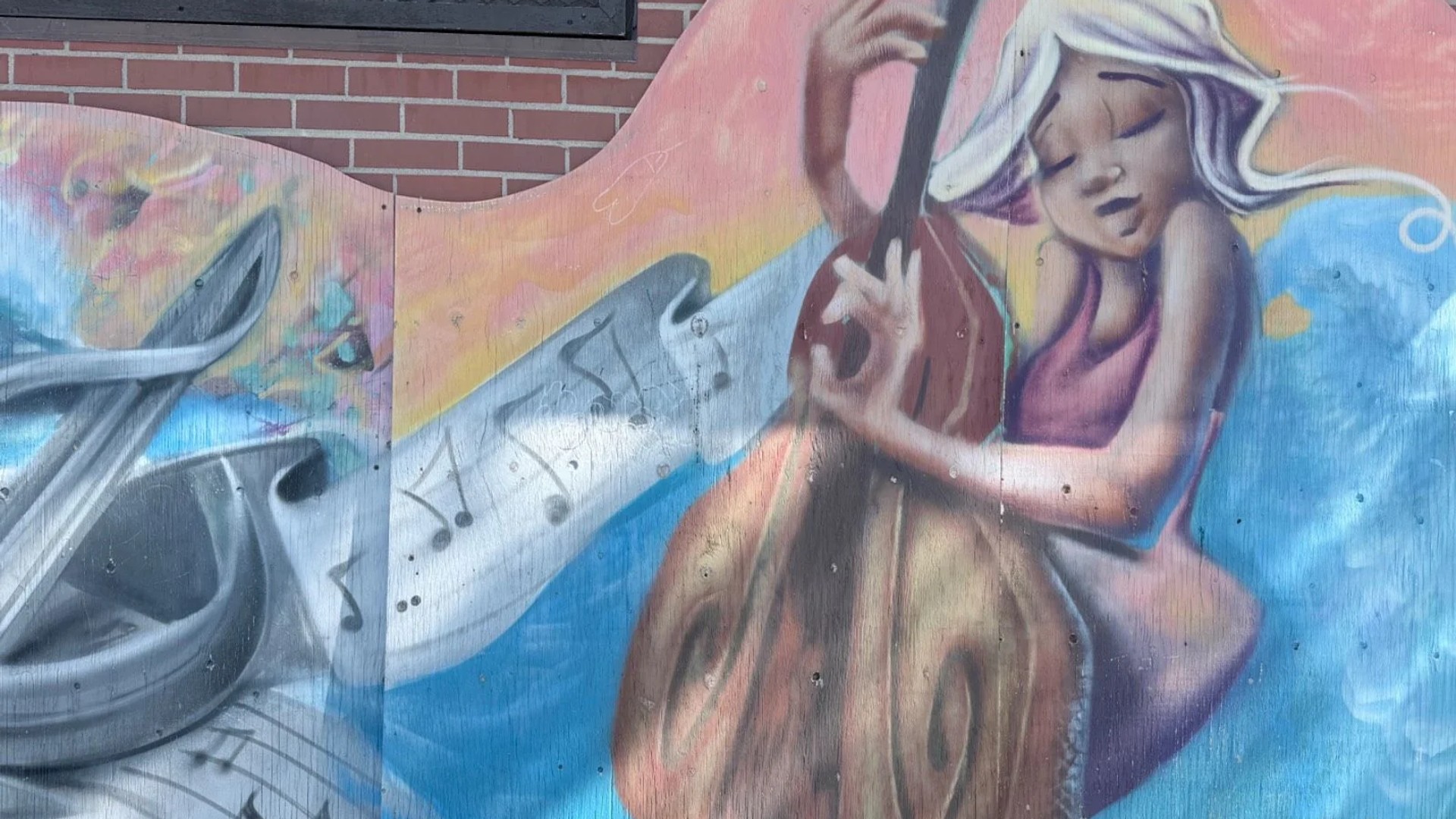 Urban street art in Byward Market, Ottawa - Mural photography