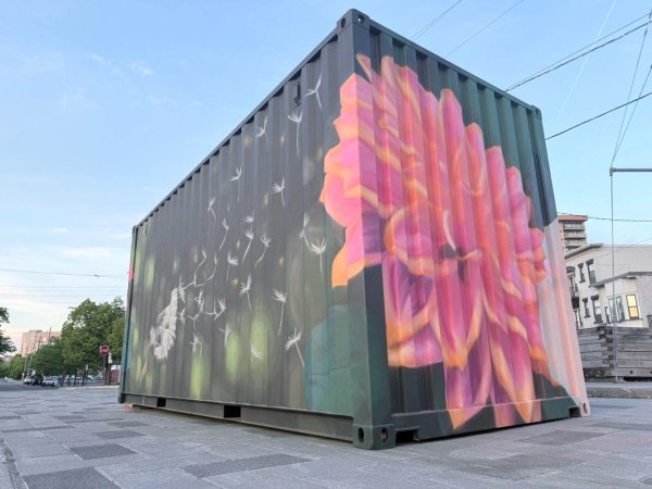 Mural artwork by Martin Freundorfer - Street art in Hintonburg, Ottawa, Ontario