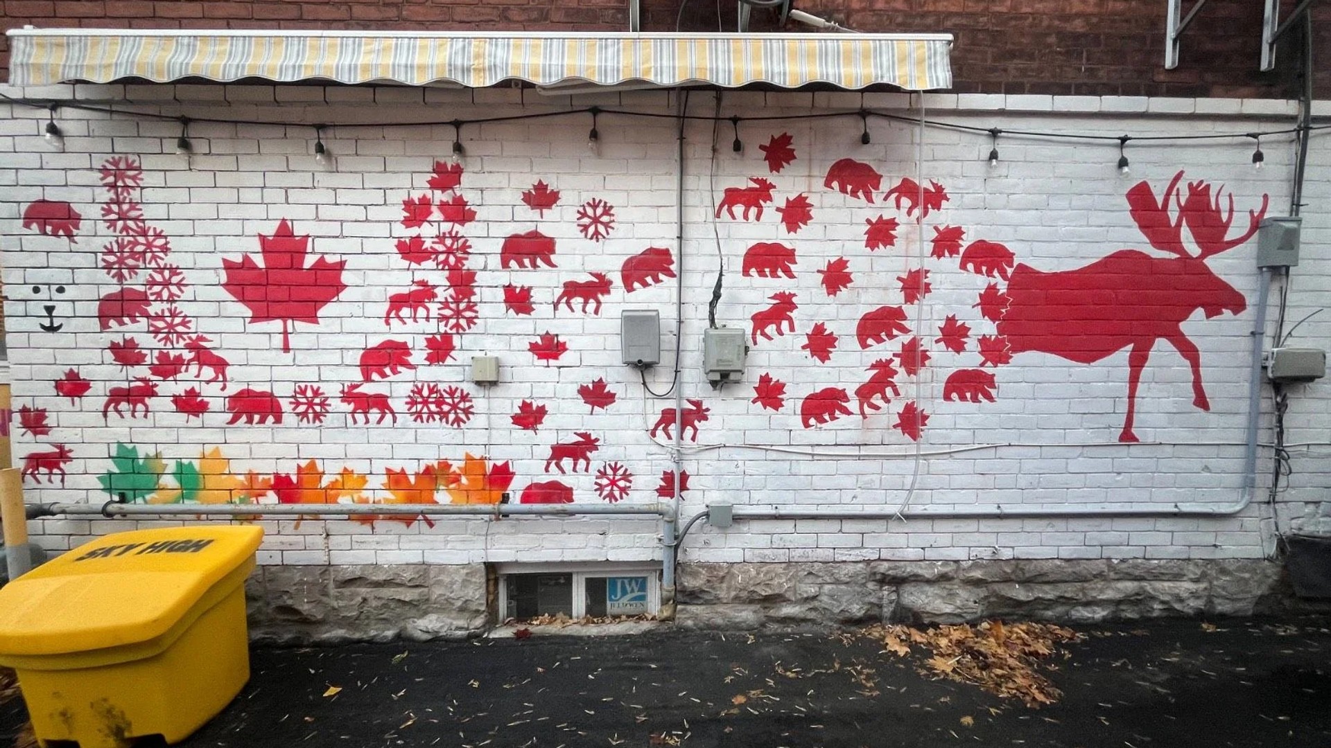 Untitled Submission by Unknown - Mural in Centretown, Ontario