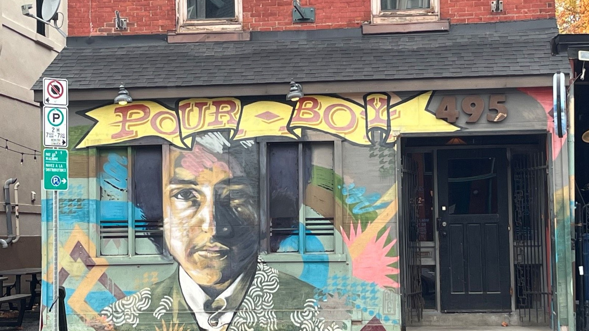Bob Dylan Memorial Mural by Shaun McInnis - Mural in Centretown, Ottawa