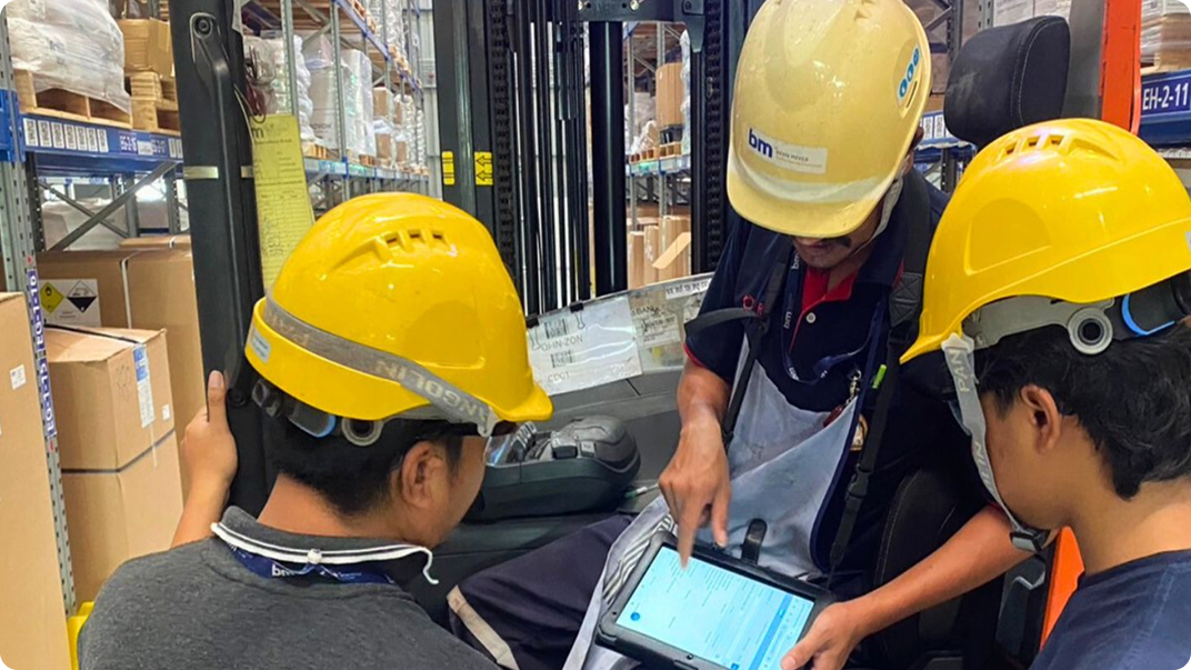 Embracing Digital Transformation in Warehouse Operations