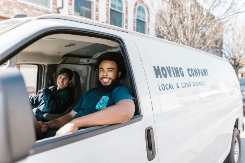 Types of long-distance moving companies