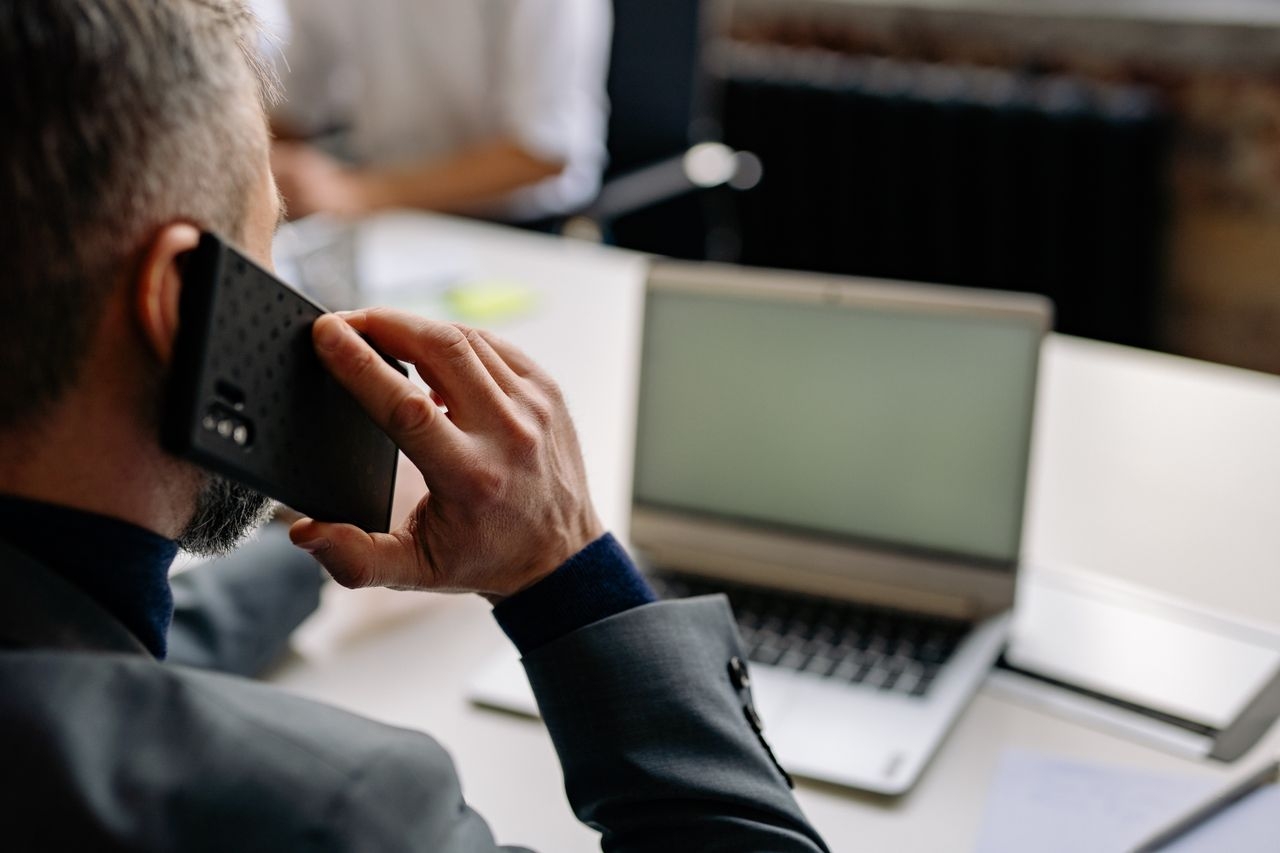 Image Federal Agents Contacted Your Employee. What Should Your Business Do.jpg