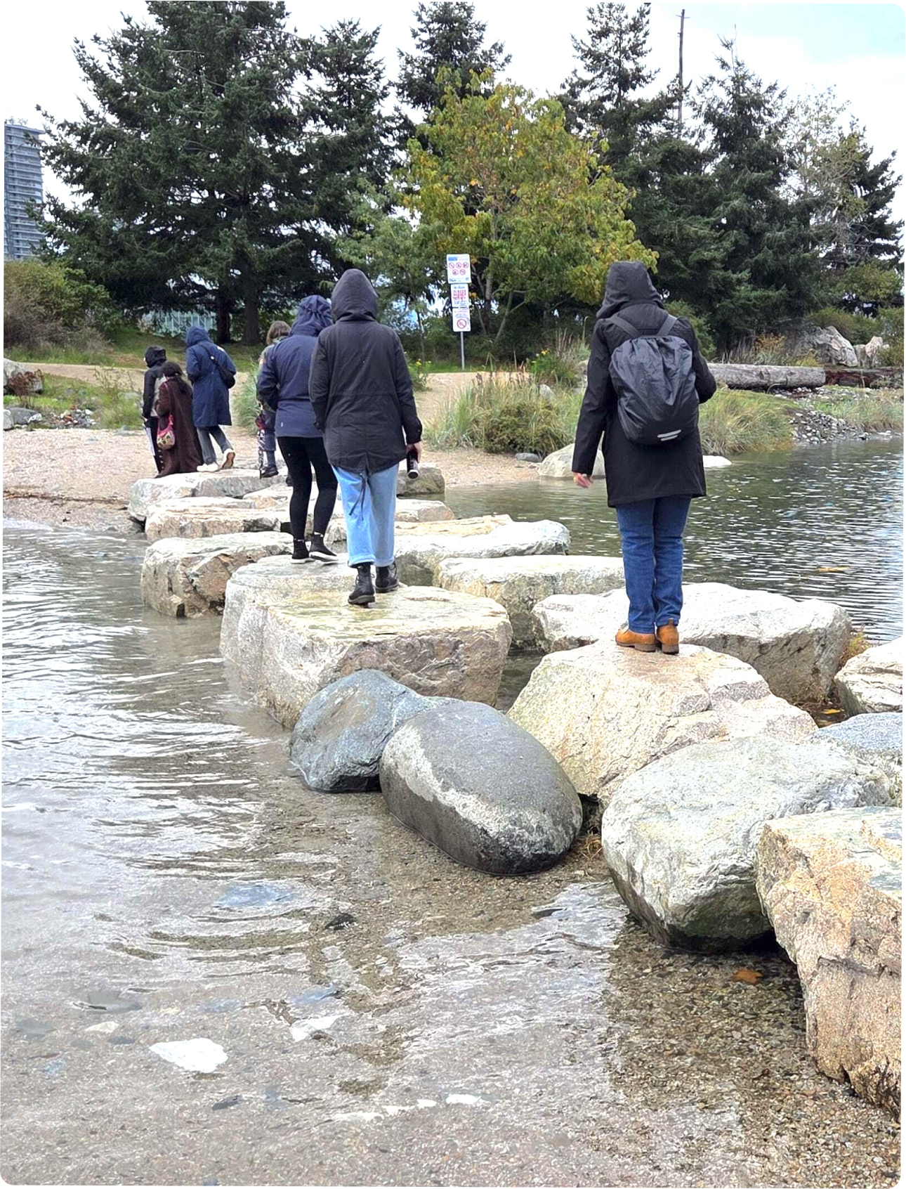 Discovering connection to land