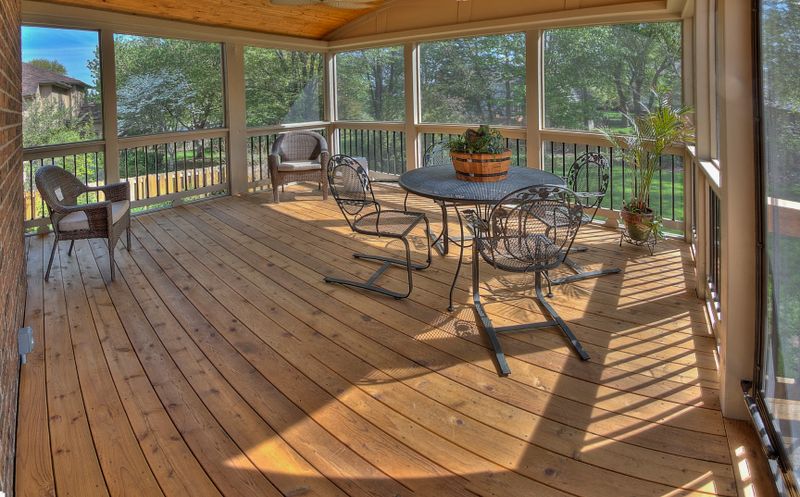 Screened porch by All Under One Roof, Kansas City