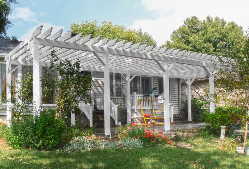 Custom pergola by All Under One Roof, Kansas City