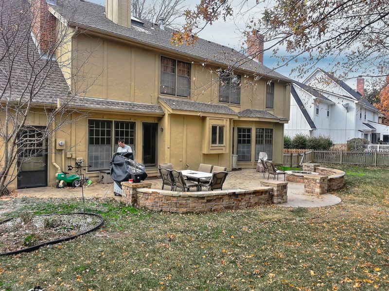 Outdoor living space by All Under One Roof, Kansas City