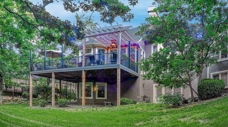 Custom pergola by All Under One Roof, Kansas City