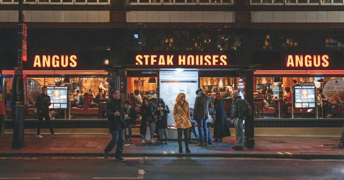 Fill Your Slow Nights With a Ready Campaign