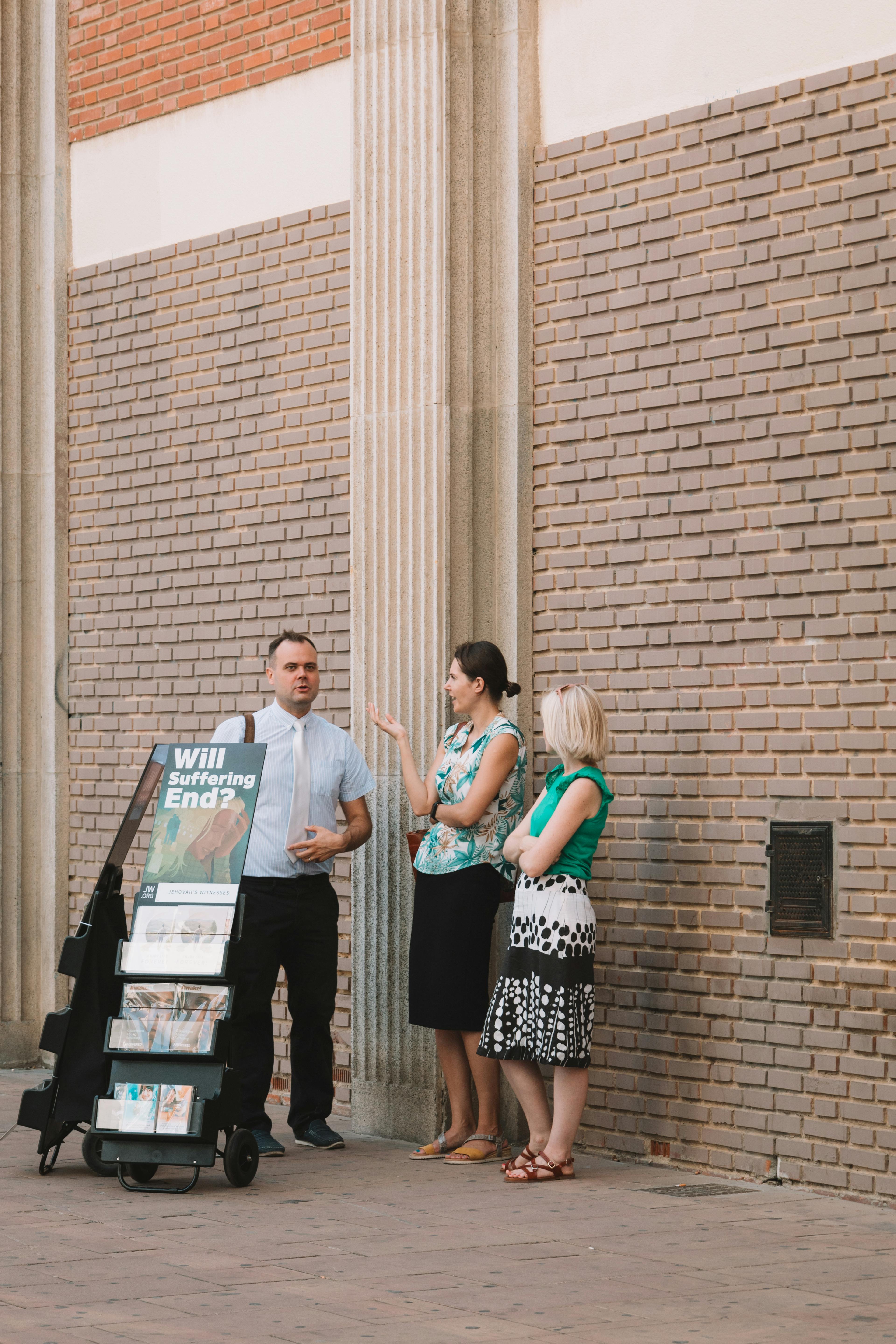 How to Design Professional Flyers Without Design Skills