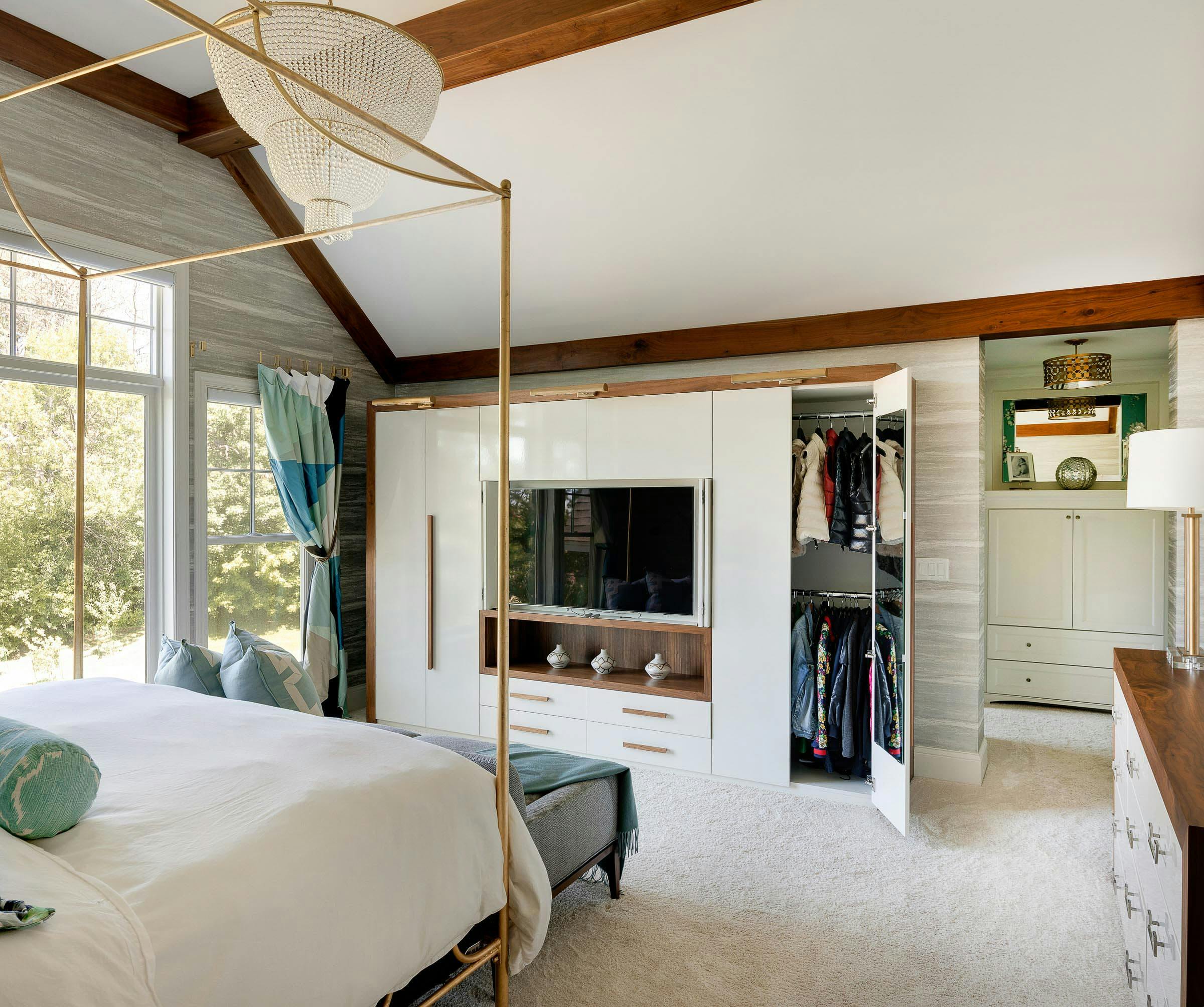 Colorful Interior Design, [object Object] — interior design by Eminent Interior Design