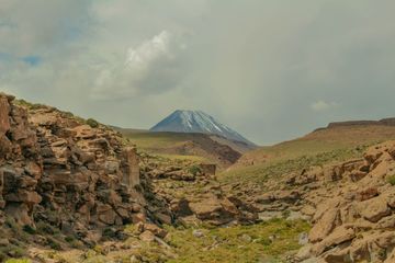 Aktau: Where the Desert Embraces the Caspian - A Hidden Gem of Kazakhstan