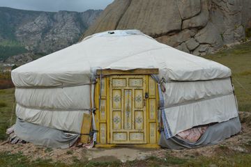 Aktau's Underground Mosques: A Journey to the Soul of the Mangystau Desert