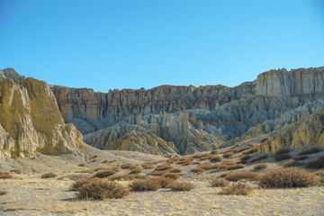 Aktau: Where the Desert Kisses the Caspian - A Must-See Gem of Kazakhstan