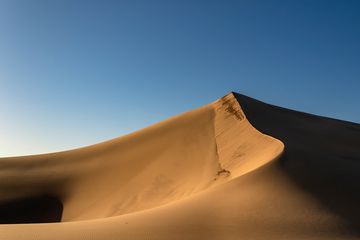 Aktau's Singing Sands: A Desert Symphony by the Caspian Sea