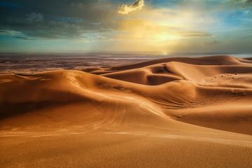 Aktau's Singing Sands: A Desert Symphony by the Caspian Sea