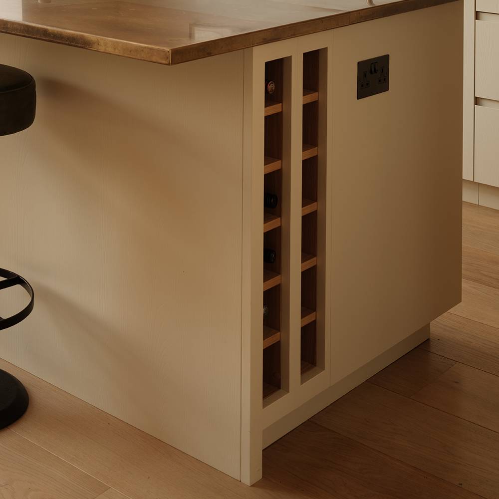 Integrated Wine cabinet