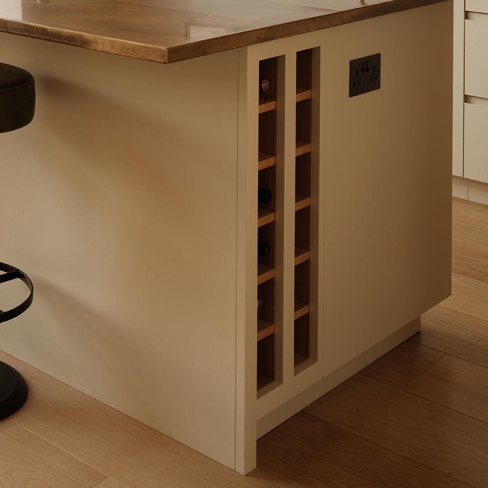 Integrated Wine cabinet