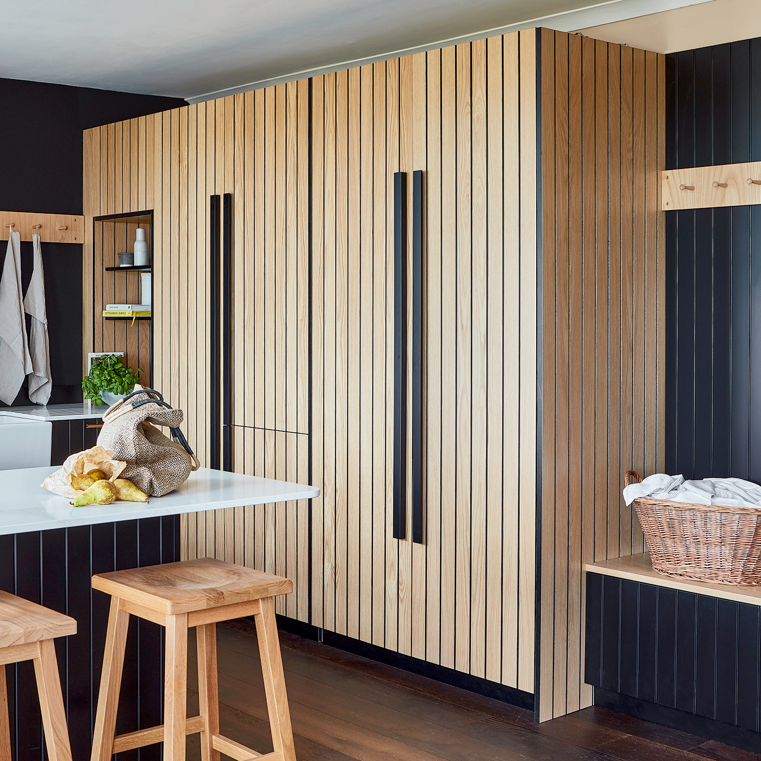 Oak V-Groove Black Core Front