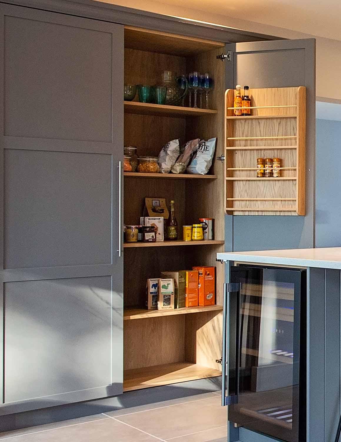 Single Larder