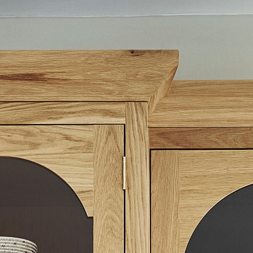 A close-up of cornice