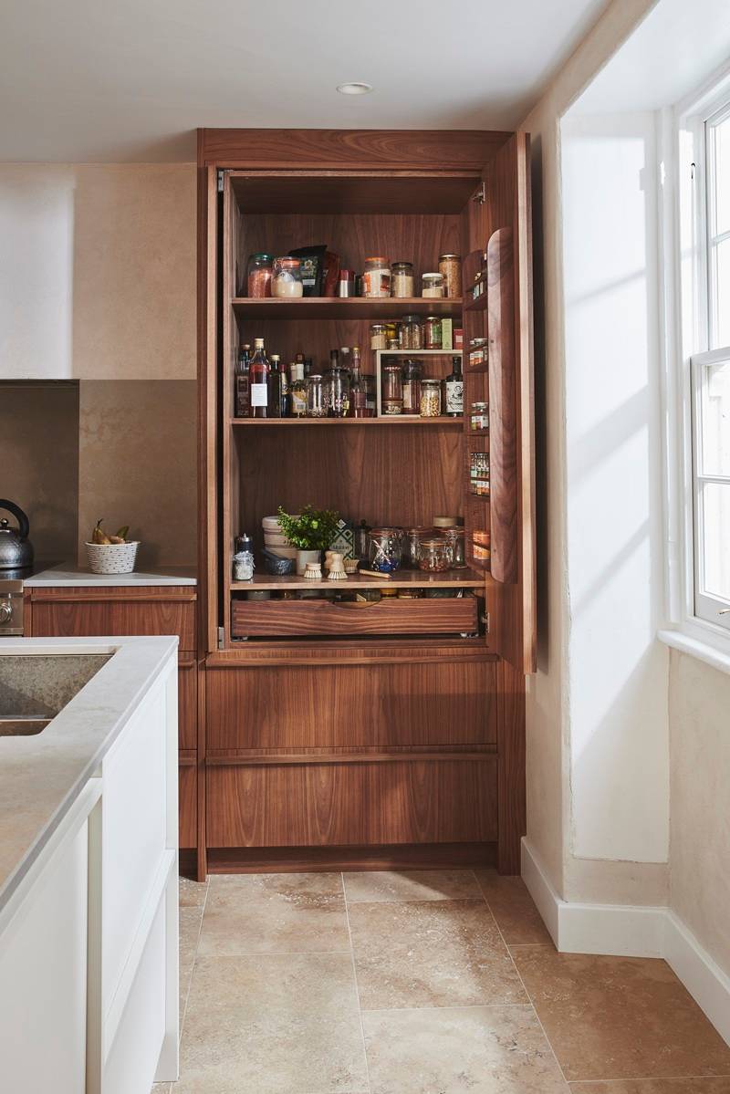Grosvenor larder