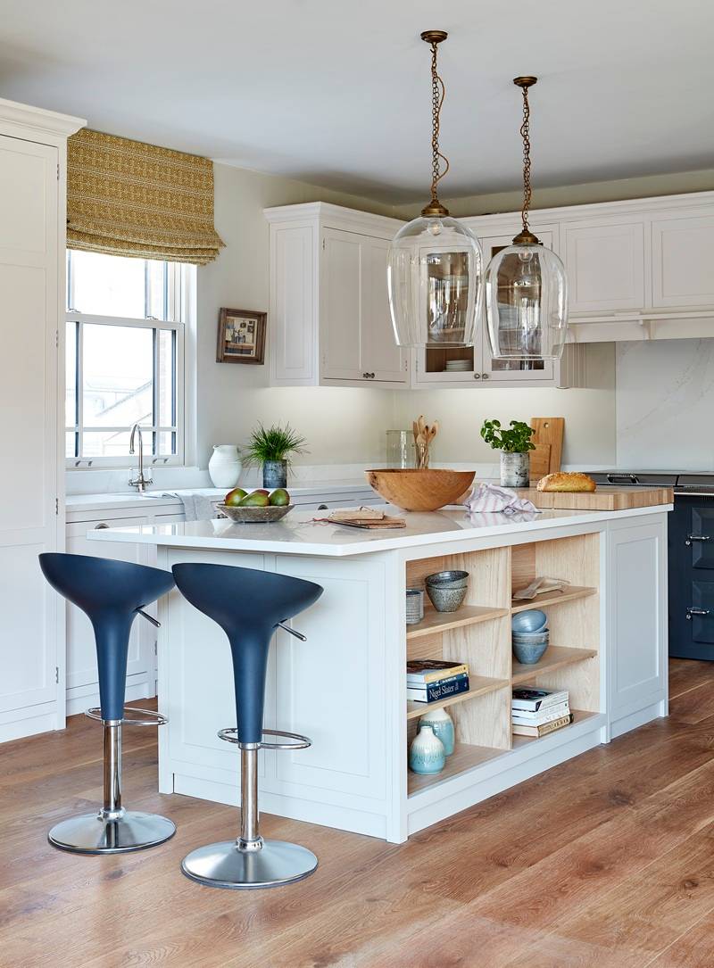 extended kitchen worktop with breakfast bar for two stools