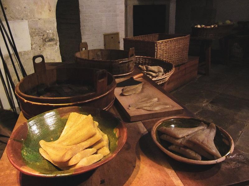 fish Kitchens_at_Hampton_Court_Palace-8341651689
