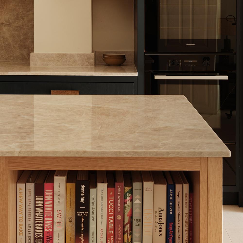 Madreperola polished quartzite worktop
