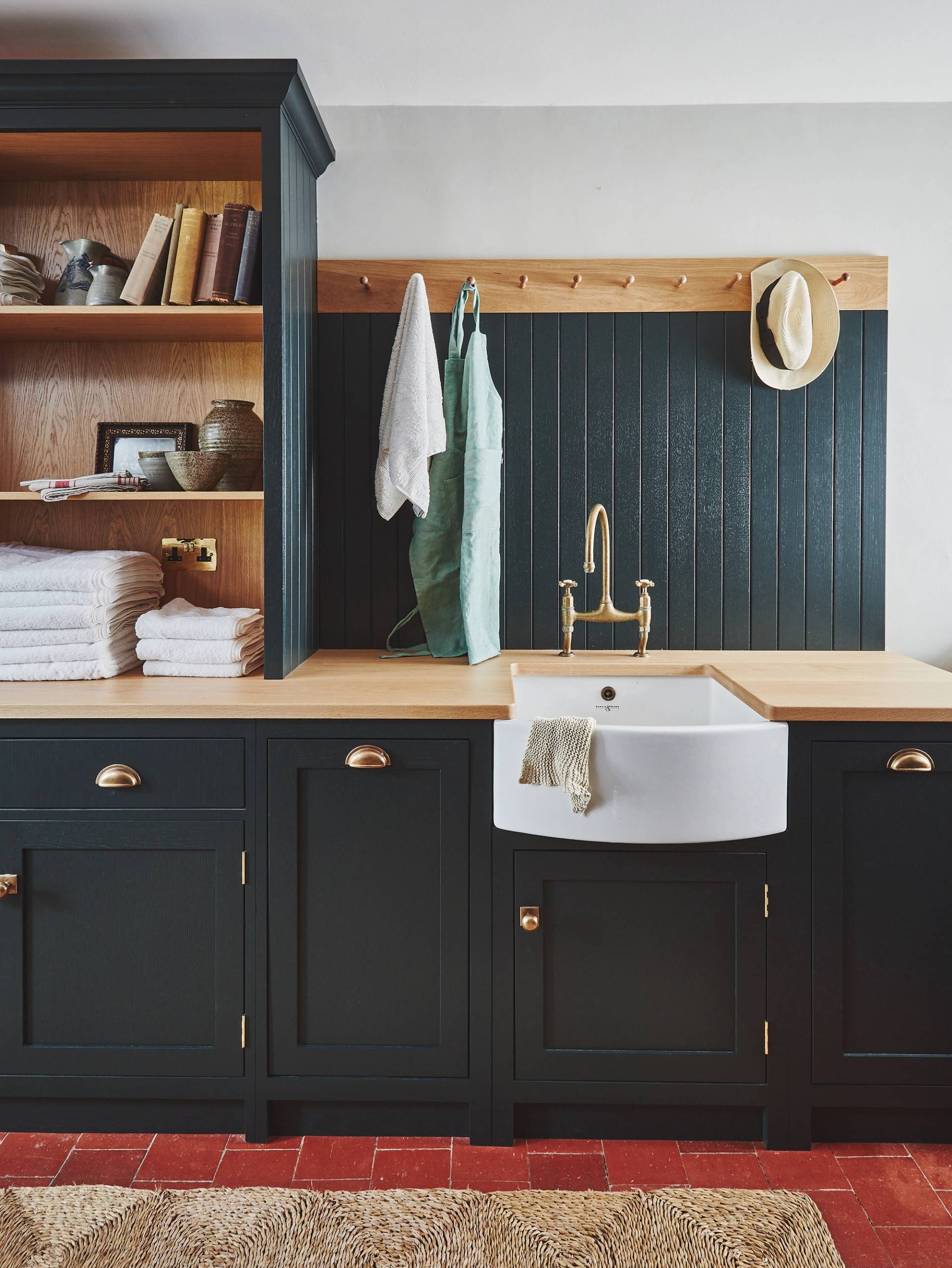 georgian-hall-cabinetry_10177