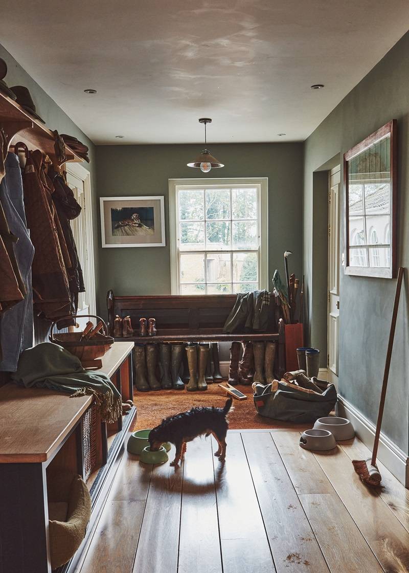 boot-room