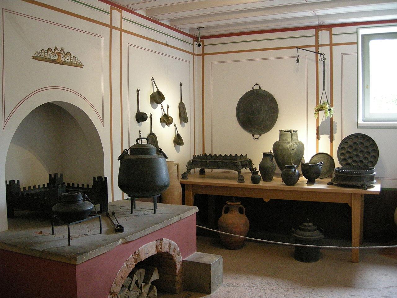 Replica-roman-kitchen