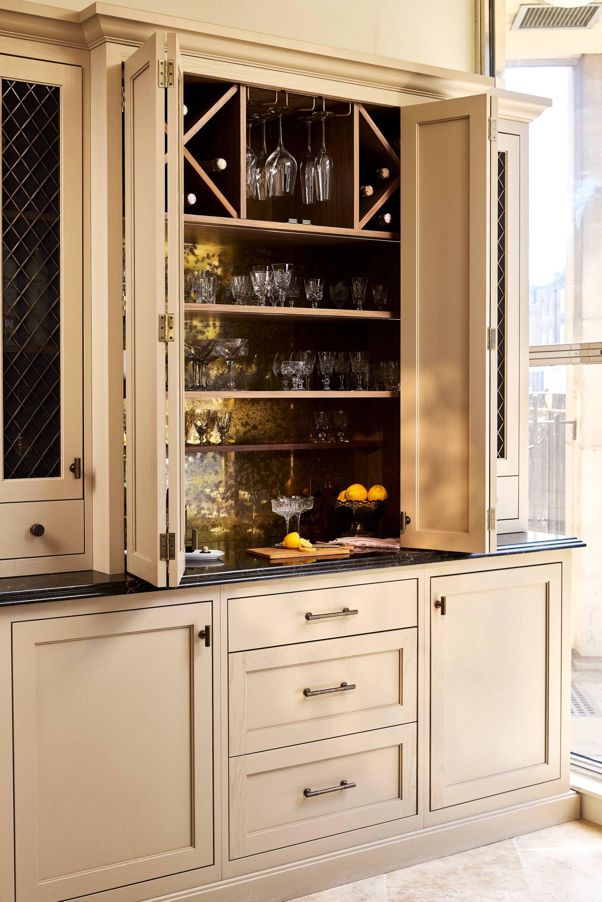 Coleridge Drinks Cabinet