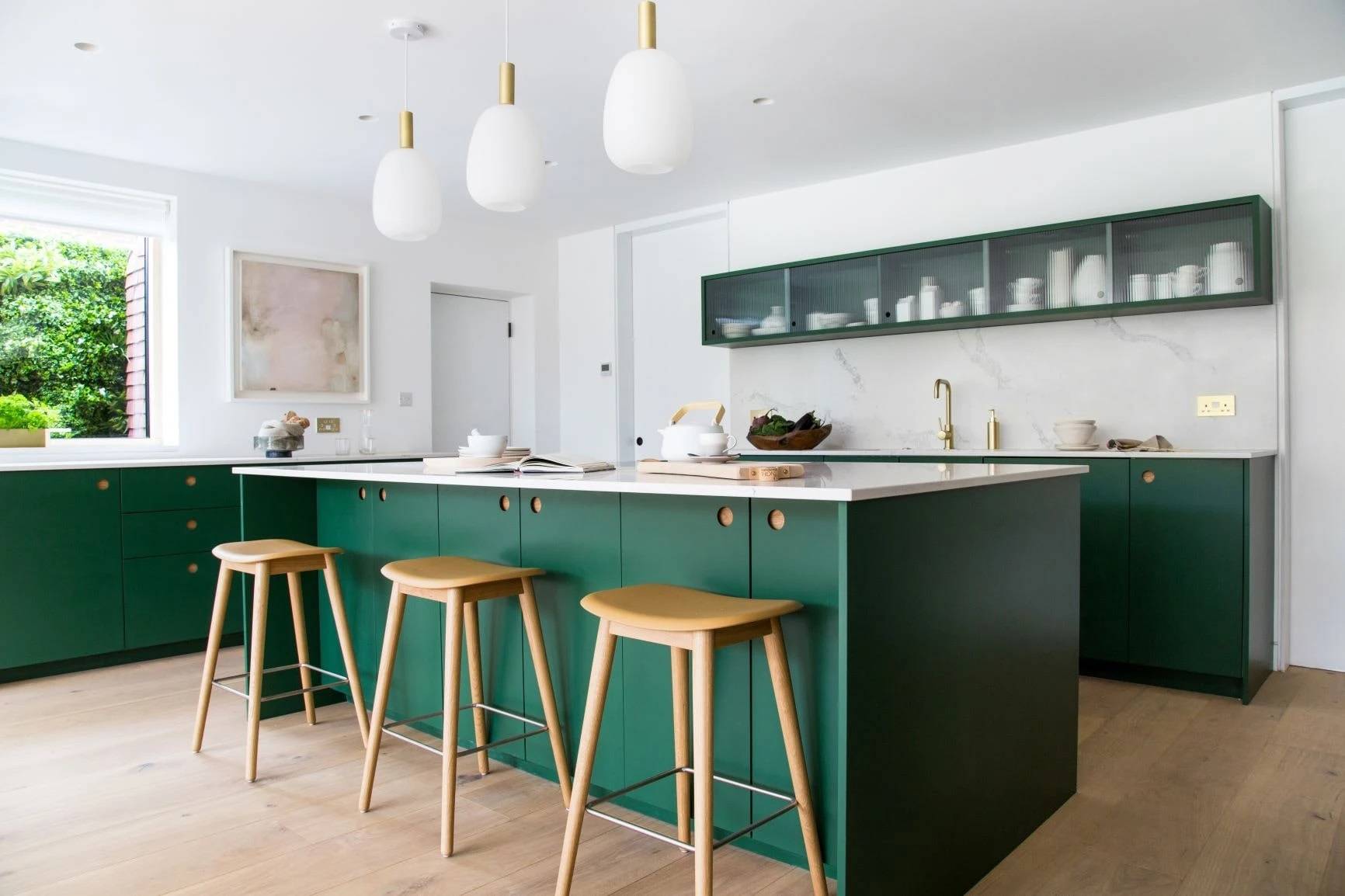 ascot modern v contemporary