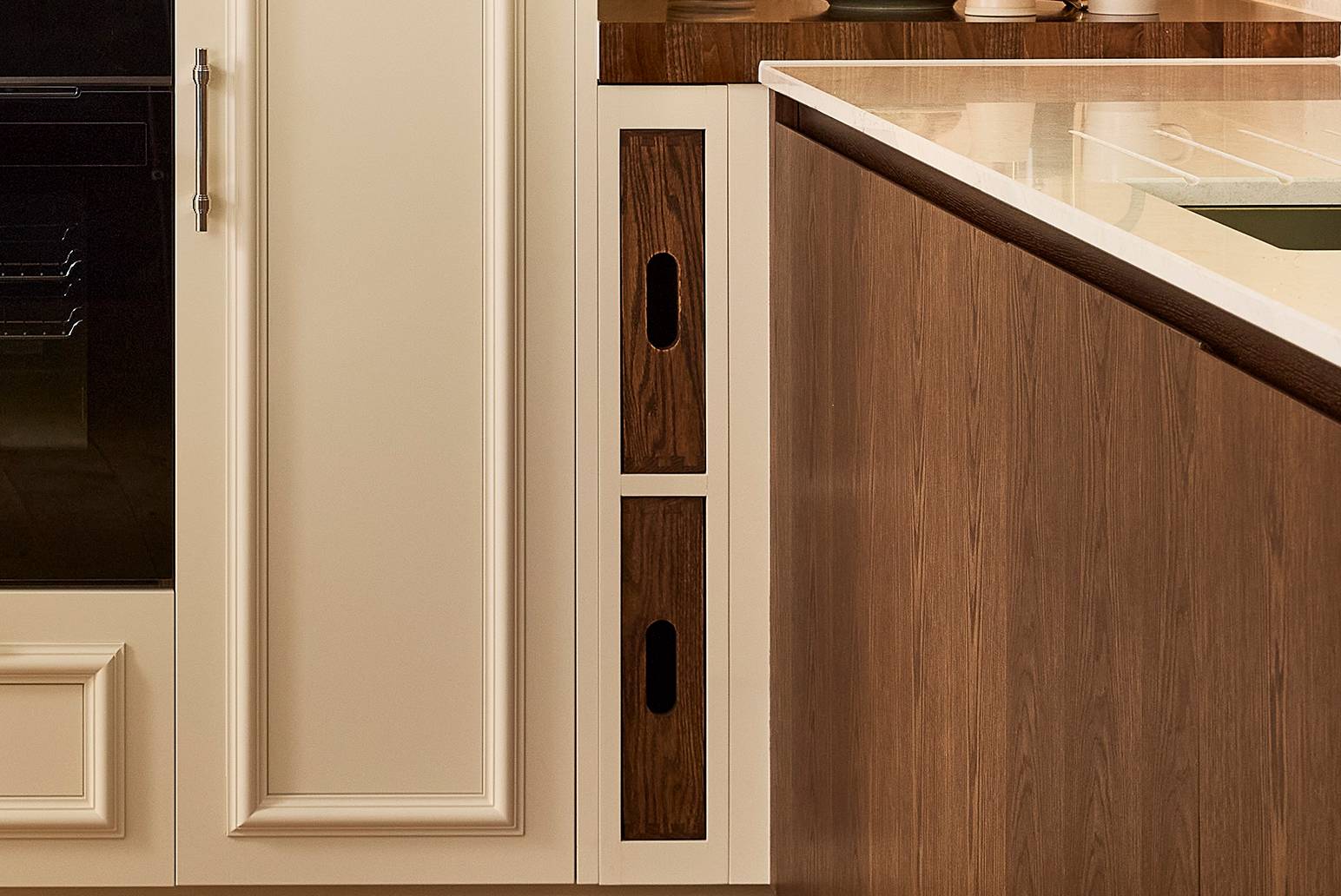 Integrated Tray Housing