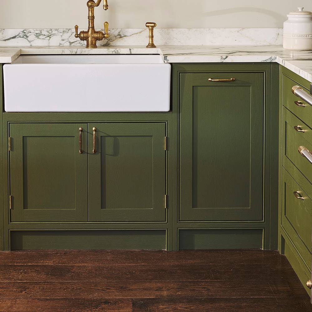 Close-up of in-frame shaker