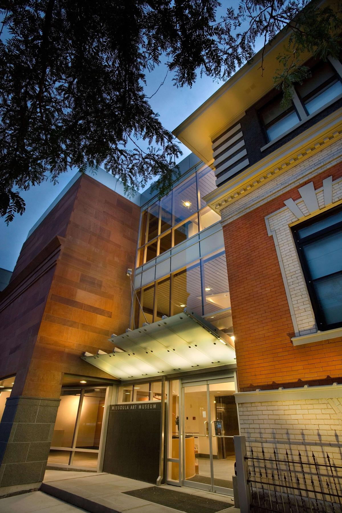 About Art Bridges Foundation
