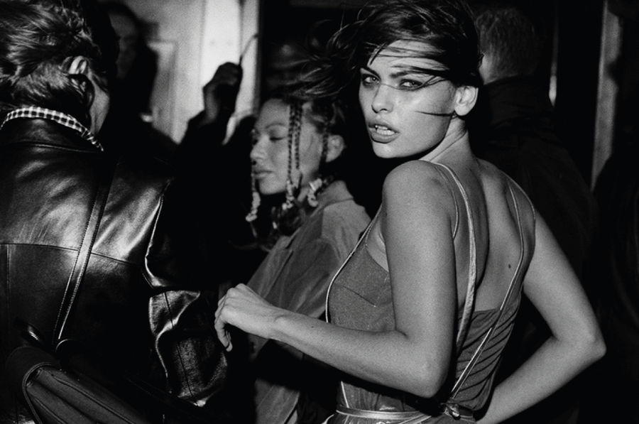 アート・デザイン・音楽 Peter Lindbergh untold stories Amazon.com: Peter Lindbergh. Untold Stories (Multilingual