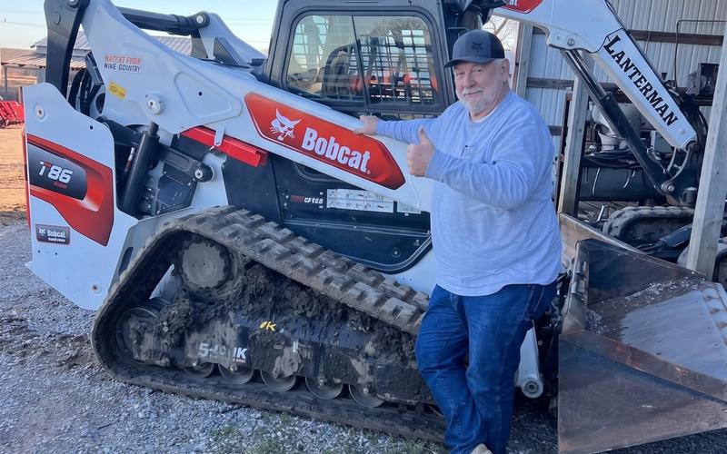 Bobcat compact track loader