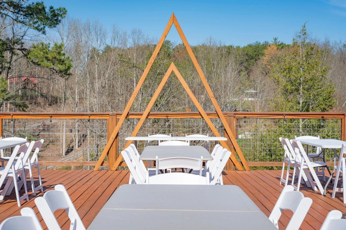 Elegant Elite Estate — Deck Images (4 of 5)
