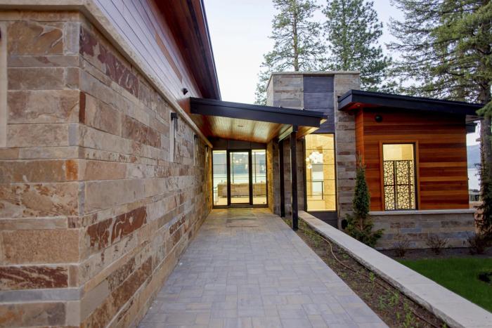 Lewis & Clark Sandstone