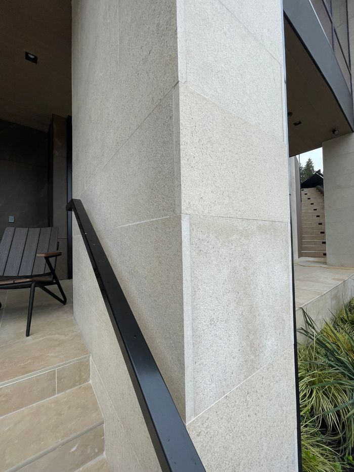 PRB Porta Beige Limestone Antiqued - Dimensional Cladding